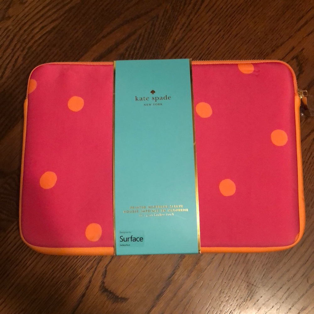 Kate Spade, printed neoprene sleeve